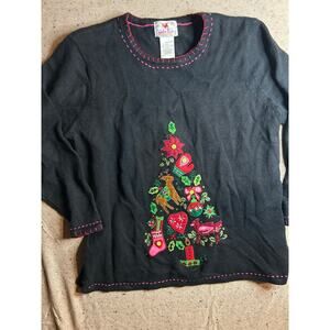 Quacker Factory Women’s 1X Christmas Sweater Black Embroidered Tree Holiday Knit